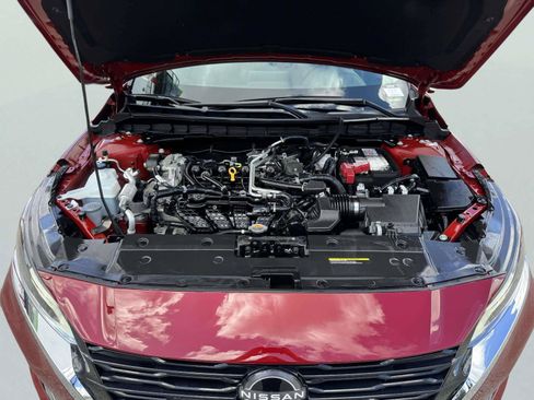 Used 2024 Nissan Altima 2.5 SV FWD image 65