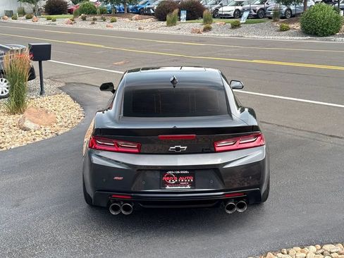Used 2018 Chevrolet Camaro SS RWD image 7