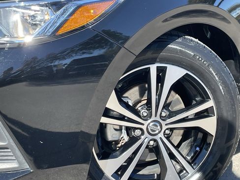 Used 2022 Nissan Sentra SV w/ All-Weather Package image 8