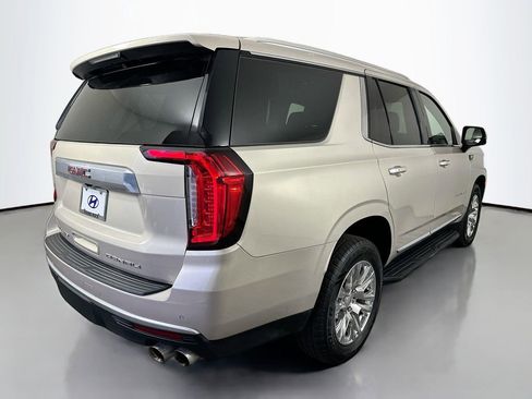 Used 2021 GMC Yukon Denali AWD/4WD image 5