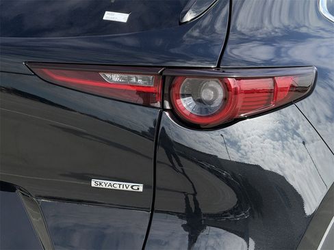 Used 2025 MAZDA CX-30 AWD 2.5 S w/ Preferred Package image 8