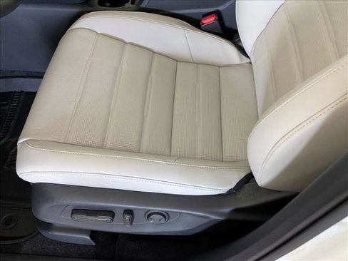 New 2026 Honda CR-V EX-L image 4