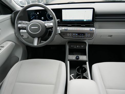 Certified 2024 Hyundai Kona SEL w/ Convenience Package FWD image 10