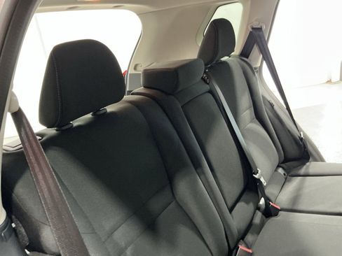 Used 2025 Nissan Rogue S image 21