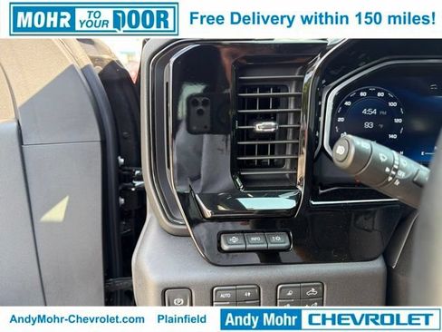 Used 2026 Chevrolet Silverado 2500 ZR2 AWD/4WD image 14