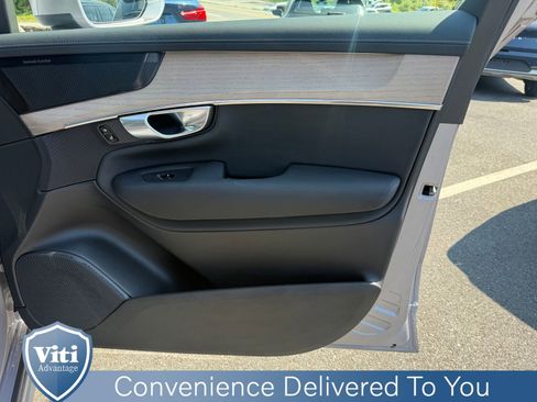 Used 2026 Volvo XC90 B6 Plus w/ Protection Package Premier AWD/4WD image 28