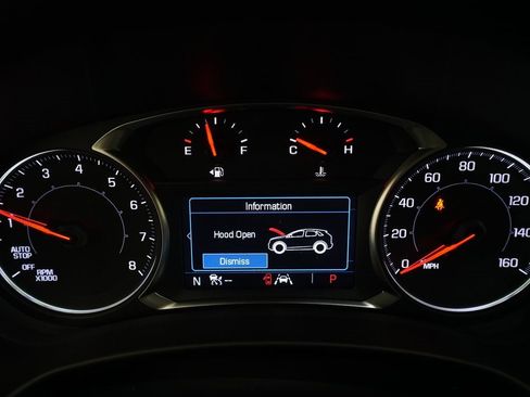 Used 2023 GMC Terrain SLE w/ Driver Convenience Package image 2