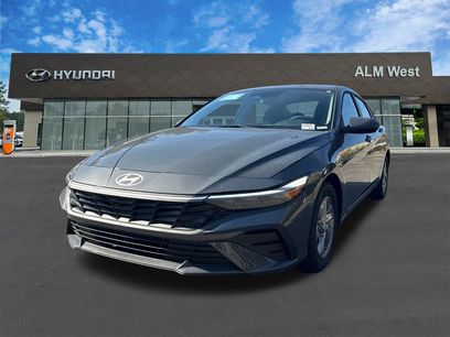 New 2026 Hyundai Elantra SE