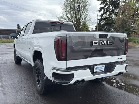 Used 2021 GMC Sierra 1500 AT4 w/ AT4 Value Package AWD/4WD image 21