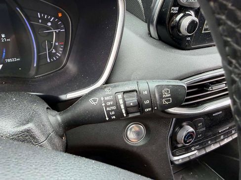Used 2020 Hyundai Santa Fe Limited AWD/4WD image 29