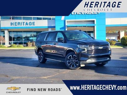Used 2023 Chevrolet Suburban LT w/ LT Signature Plus Package