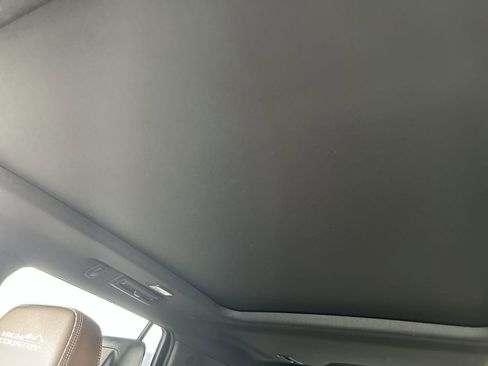 Used 2023 Chevrolet Tahoe High Country image 30