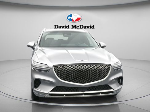 Used 2022 Genesis GV70 2.5T w/ Advanced Package AWD/4WD image 2