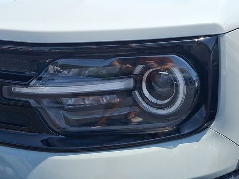 Used 2021 Ford Bronco Sport Outer Banks AWD/4WD image 4