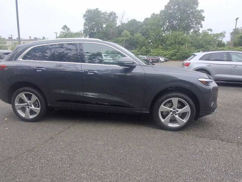 New 2025 Audi Q5 Premium Plus image 9