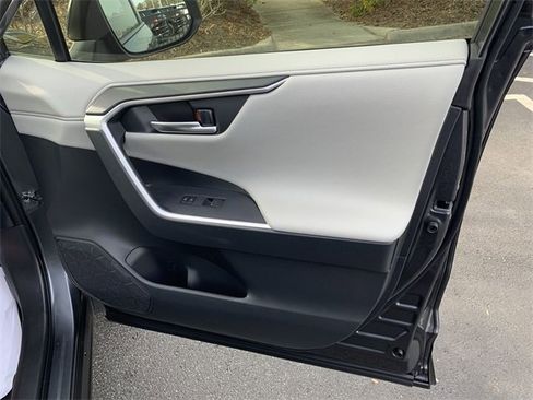 Used 2024 Toyota RAV4 Limited image 13