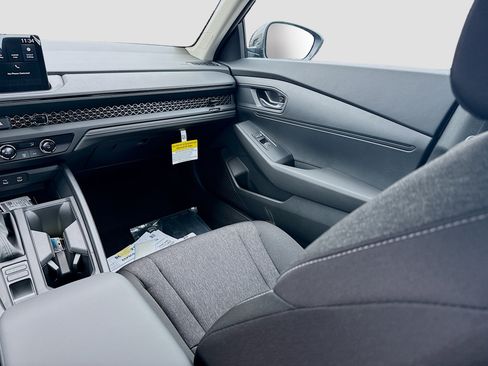 New 2026 Honda Accord LX image 18