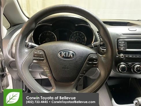 Used 2018 Kia Forte LX image 14