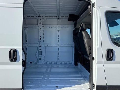 New 2026 RAM ProMaster 2500 w/ Cold Weather Group image 7