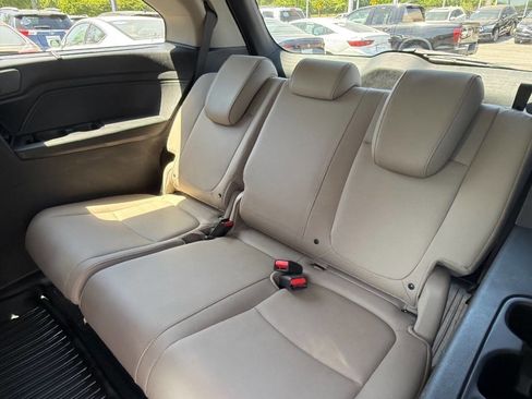 Used 2018 Honda Odyssey Touring image 21