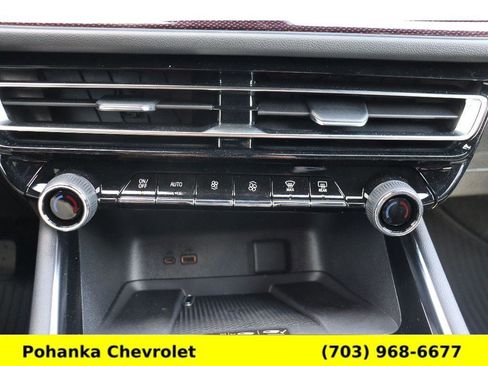 New 2026 Chevrolet Traverse Z71 AWD/4WD image 16