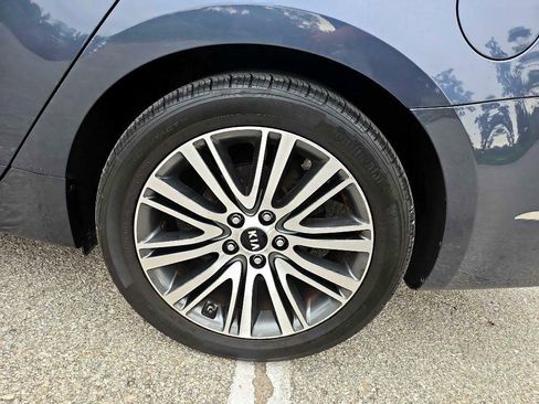 Used 2014 Kia Cadenza Premium image 28