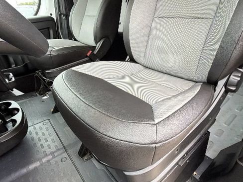 Used 2026 RAM ProMaster 2500 w/ Convenience Group FWD image 15