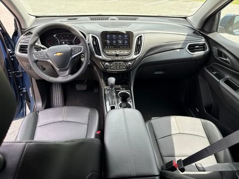 Used 2024 Chevrolet Equinox Premier AWD/4WD image 12