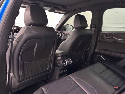 Used 2023 Alfa Romeo Stelvio Estrema image 14