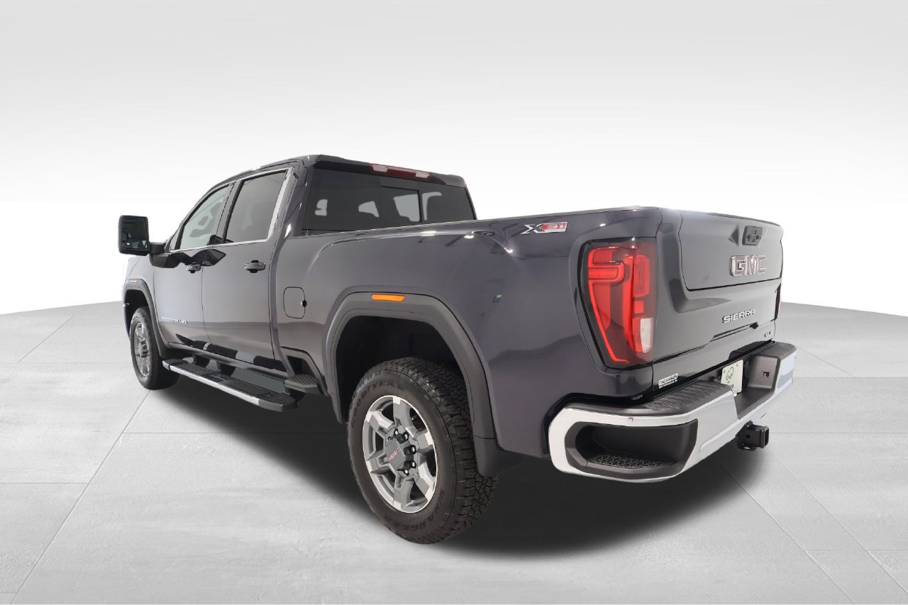 Used 2026 GMC Sierra 2500 SLE w/ SLE Value Package; AWD/4WD image 2