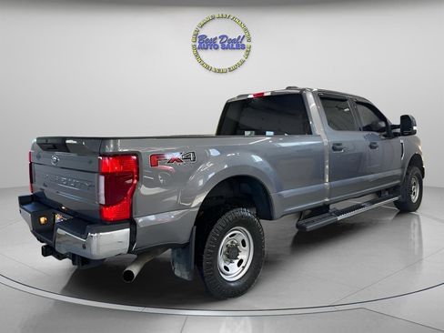 Used 2022 Ford F250 XLT w/ XLT Value Package AWD/4WD image 5
