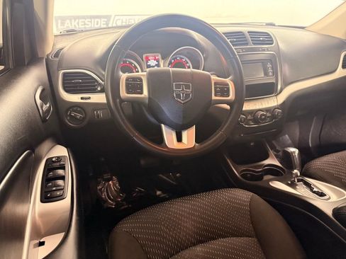 Used 2019 Dodge Journey SE w/ Connectivity Group FWD image 37