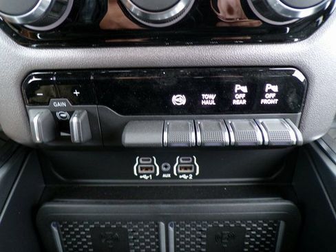 New 2026 RAM 3500 Big Horn image 24