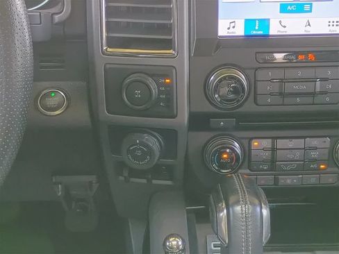 Used 2017 Ford F150 Raptor w/ Equipment Group 802A Luxury AWD/4WD image 43