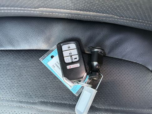 Used 2018 Honda CR-V EX-L image 10