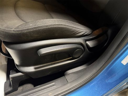 Certified 2017 Kia Soul + w/ Designer's Package image 13