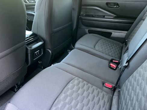 New 2026 Nissan Pathfinder SV image 5