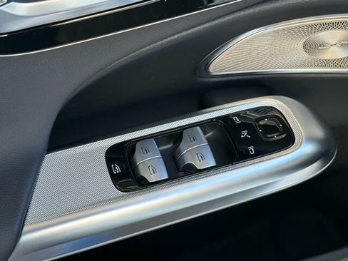 Used 2025 Mercedes-Benz E 350 Sedan image 14