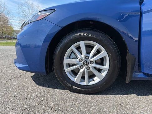 Used 2025 Toyota Camry LE image 25