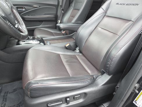 Certified 2020 Honda Ridgeline Black Edition image 25