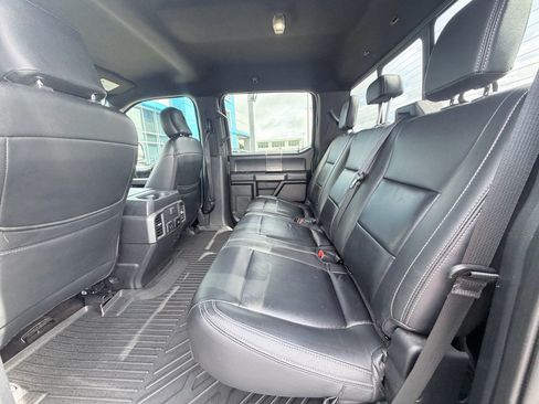 Used 2020 Ford F150 XLT w/ Equipment Group 302A Luxury AWD/4WD image 29