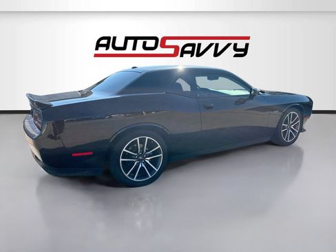 Used 2023 Dodge Challenger R/T RWD image 7