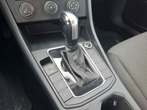 Used 2021 Volkswagen Jetta S w/ Driver Assistance Package image 14