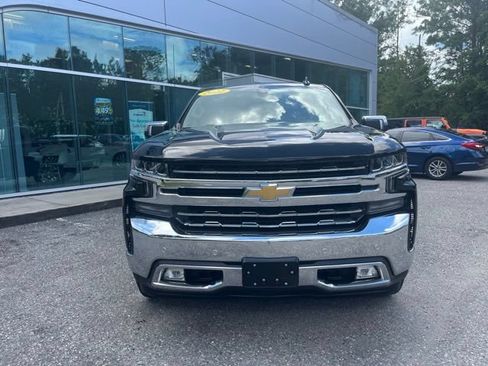 Used 2022 Chevrolet Silverado 1500 LTZ w/ LTZ Premium Package AWD/4WD image 9