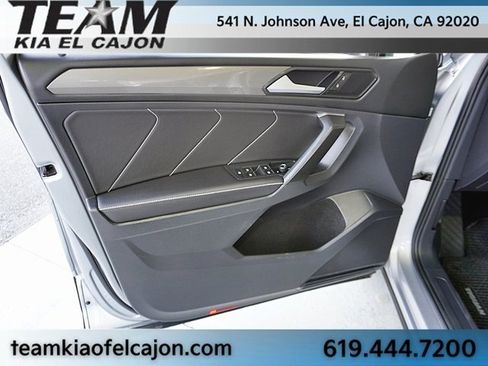 Used 2022 Volkswagen Tiguan SE image 21