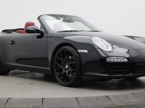 Used 2009 Porsche 911 Carrera S RWD image 55
