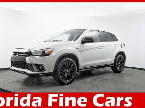 Used 2019 Mitsubishi Outlander Sport LE FWD image 1