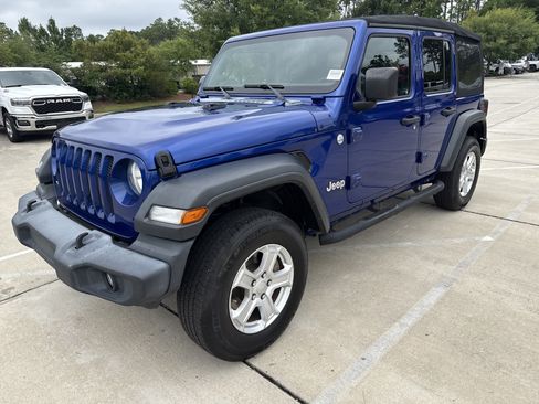 Used 2020 Jeep Wrangler Unlimited Sport S AWD/4WD image 4