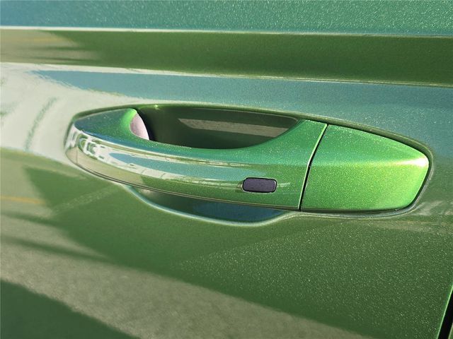 New 2026 Volkswagen Taos SE FWD image 7