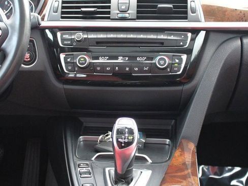 Used 2016 BMW 328d xDrive 328d xDrive image 15